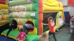 promo parcours gonflable 9 m